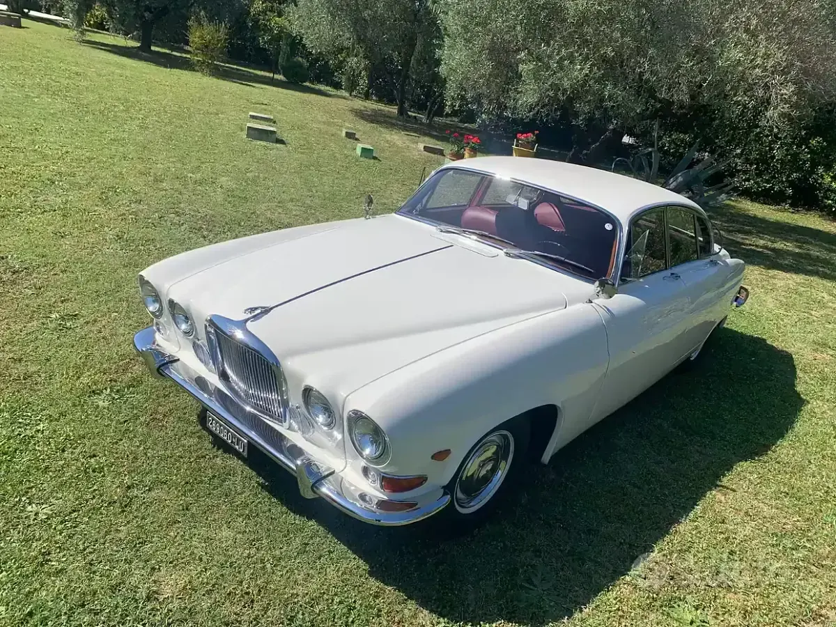 Usata Jaguar MK X 1960 Bianco Berlina