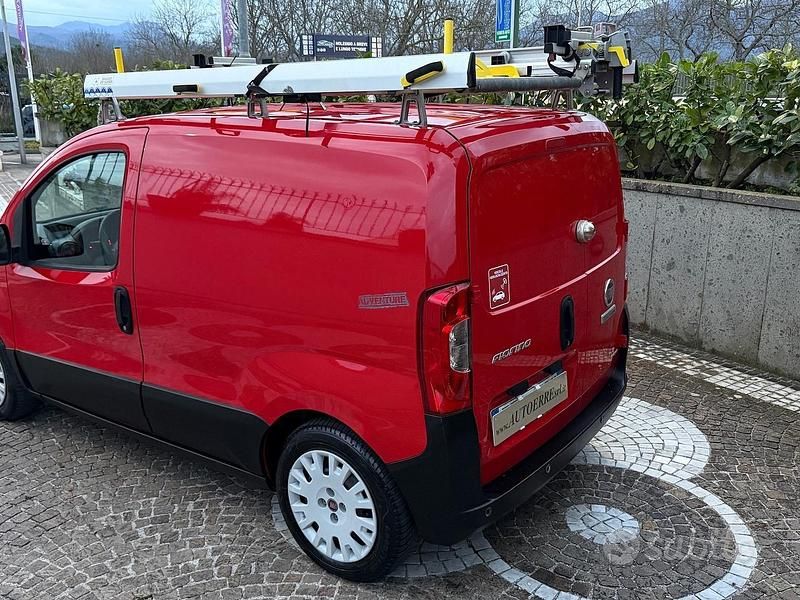 Usata Fiat Fiorino 95 CV (69 kW) 2015 Rosso Monovolume
