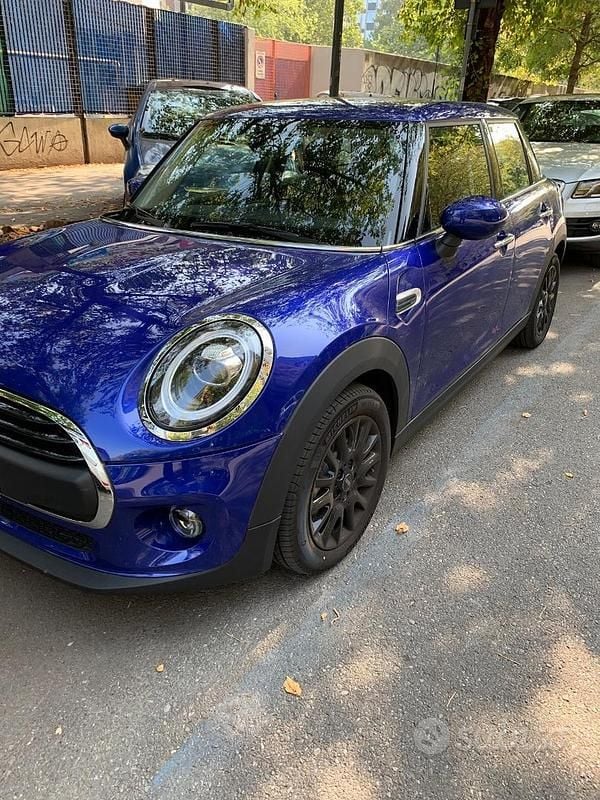 Usata Mini ONE 102 CV (75 kW) 2020 Blu Utilitaria