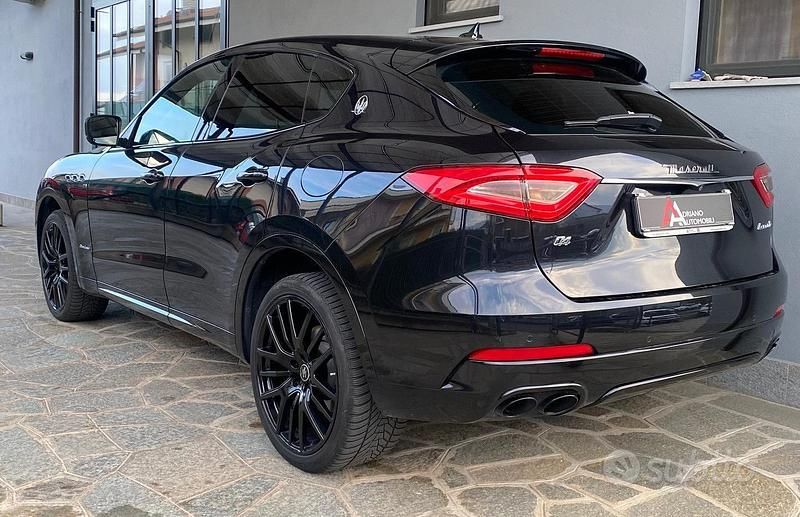 Usata Maserati Levante GranLusso 275 CV (202 kW) 2020 Nero SUV