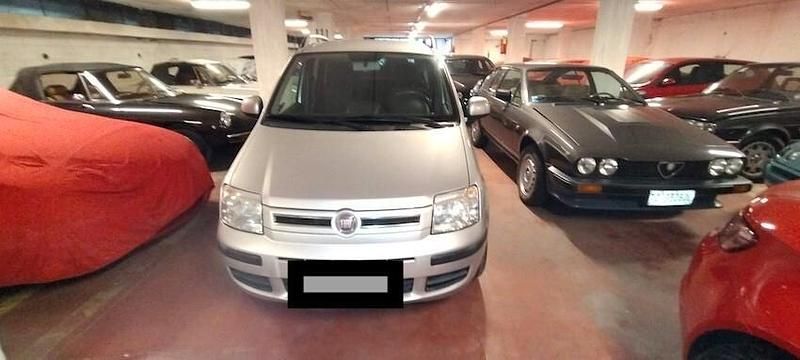 Usata Fiat Panda Dynamic 69 CV (50 kW) 2011 Argento Utilitaria