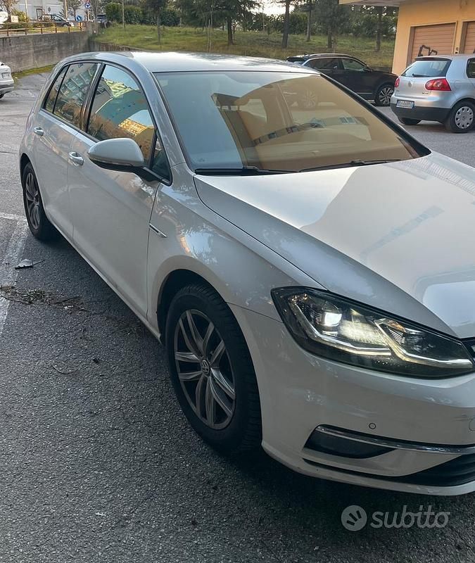Usata VW Golf VII 110 CV (80 kW) 2018 Bianco Berlina