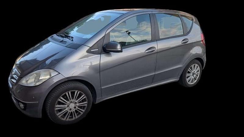 Usata Mercedes A180 Elegance 109 CV (80 kW) 2008 Grigio Monovolume
