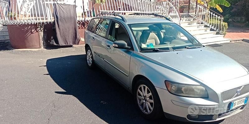 Usata Volvo V50 136 CV (100 kW) 2006 Grigio Station wagon