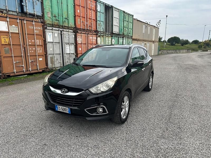 Usata Hyundai ix35 Comfort 136 CV (100 kW) 2014 Nero SUV