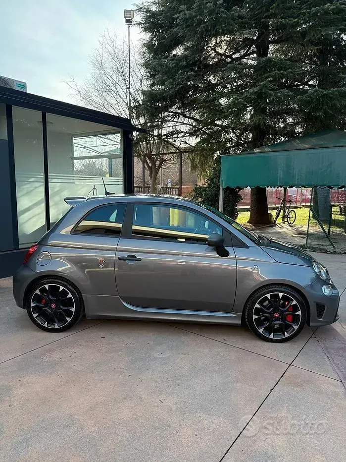 Usata Abarth 595 Competizione 180 CV (132 kW) 2021 Grigio Berlina
