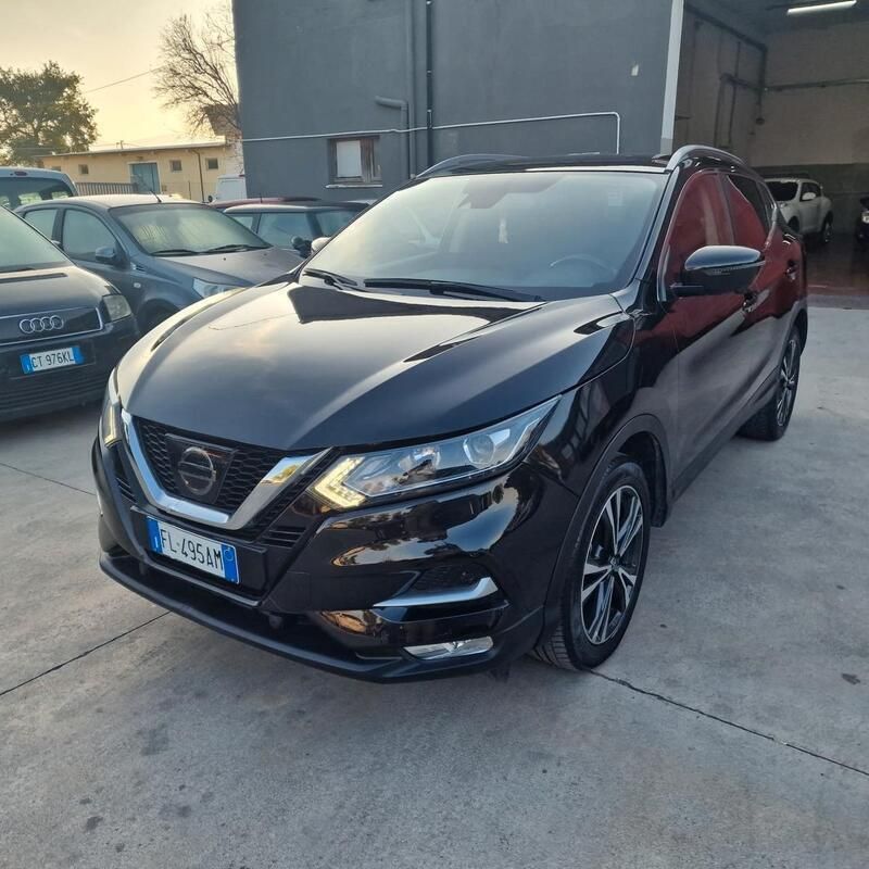 Usata Nissan Qashqai Tekna 110 CV (80 kW) 2017 Nero SUV