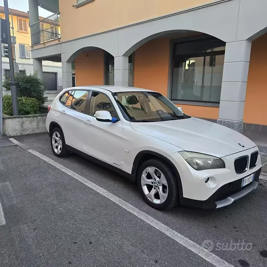 Usata BMW X1 143 CV (105 kW) 2011 Bianco SUV