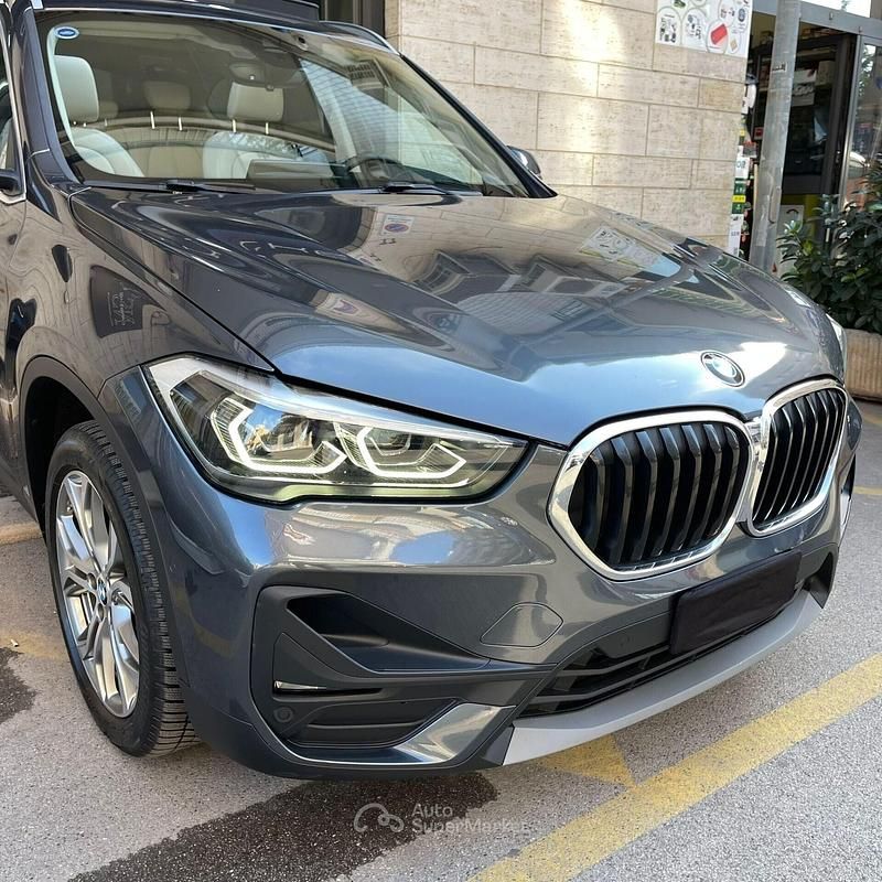 Usata BMW X1 xLine 150 CV (110 kW) 2019 Grigio SUV