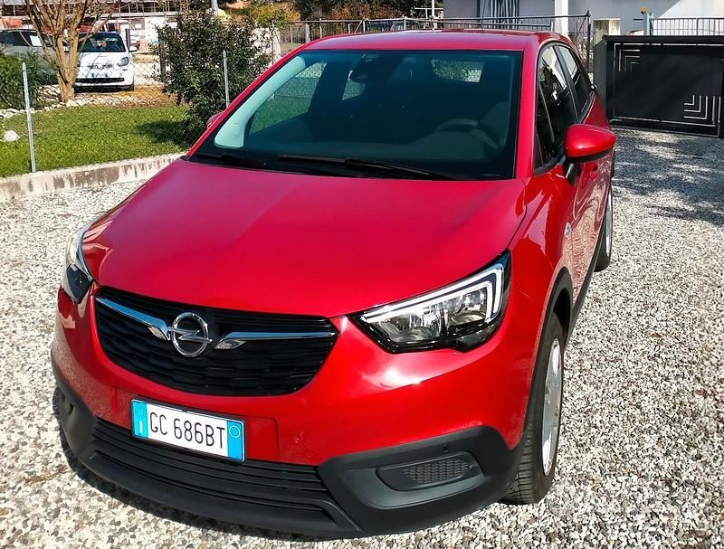 Usata Opel Crossland X S 83 CV (61 kW) 2020 Rosso SUV