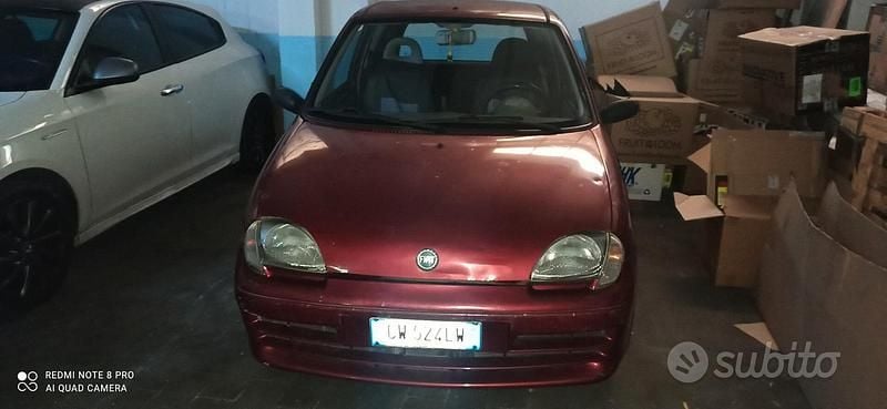 Usata Fiat Seicento Active 54 CV (39 kW) 2005 Rosso Utilitaria