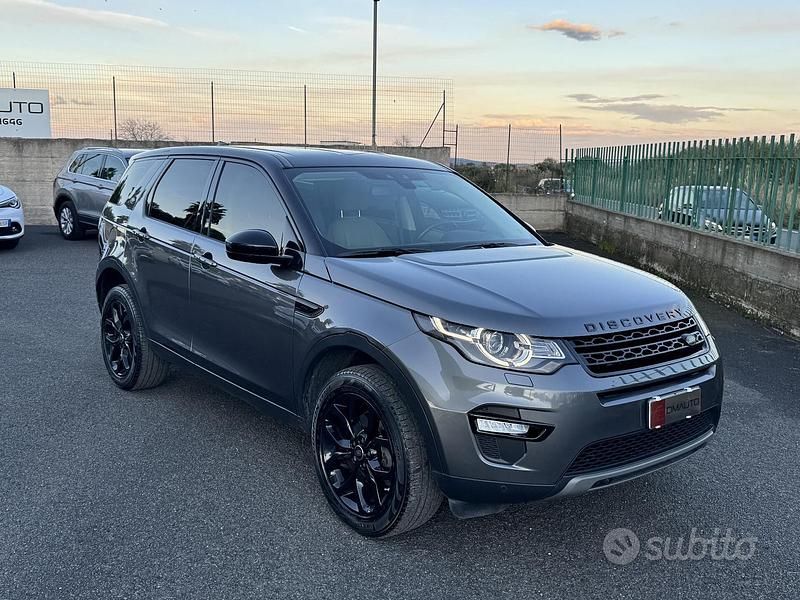 Grigio Usata 2017 Land Rover Discovery Sport HSE SUV | 16.800 € (Buon prezzo) - Immagine 1/4