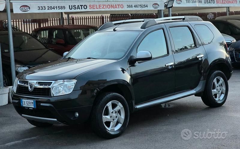 Nero Usata 2011 Dacia Duster SUV | 4299 € (Ottimo prezzo) - Immagine 1/4