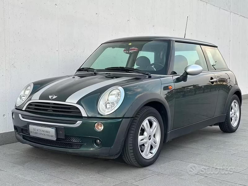 Usata Mini ONE 89 CV (65 kW) 2006 Verde Utilitaria