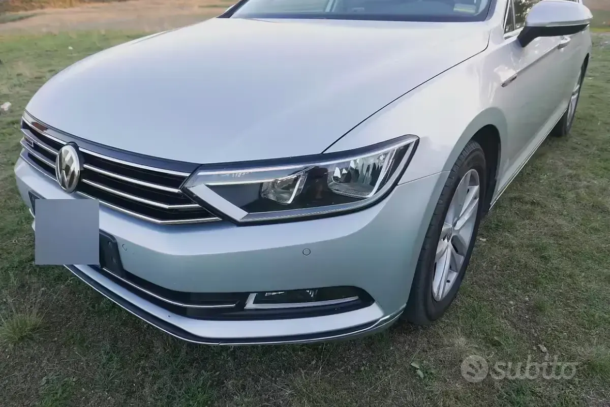 Usata VW Passat 150 CV (110 kW) 2016 Grigio Station wagon