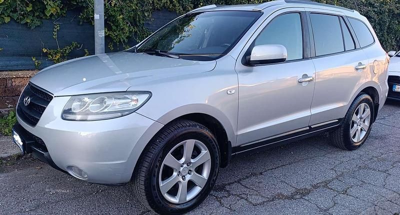 Usata Hyundai Santa Fe Dynamiq 155 CV (114 kW) 2008 Grigio SUV