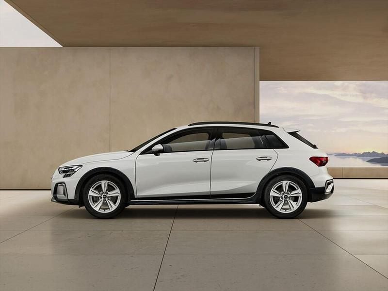 Nuova Audi A3 Business 150 CV (110 kW) 2026 Bianco arkona Berlina