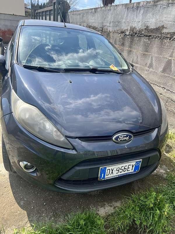 Usata Ford Fiesta 95 CV (69 kW) 2010 Utilitaria