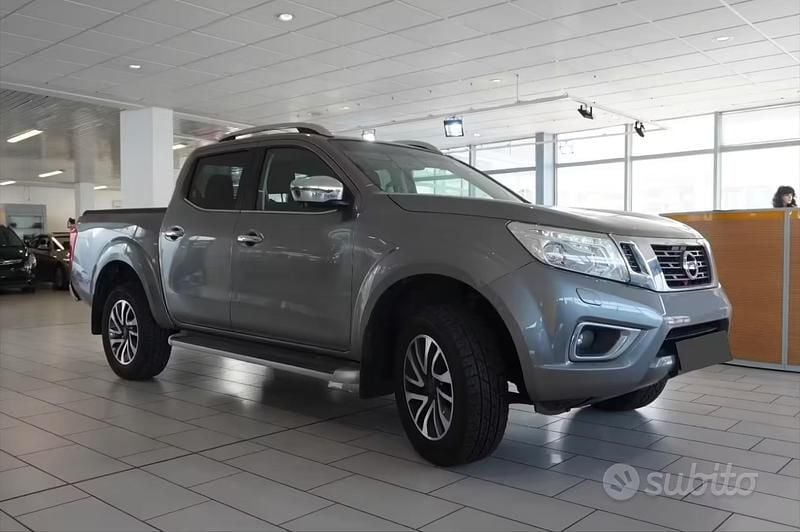 Second-hand Nissan Navara 190 CP (139 kW) 2016 Gri Pickup