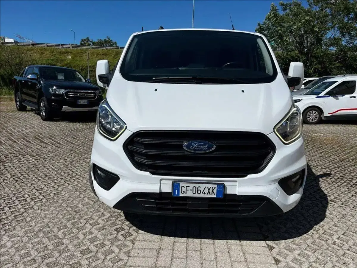 Usata Ford Transit Custom Trend 131 CV (96 kW) 2021 Bianco pastello Furgone