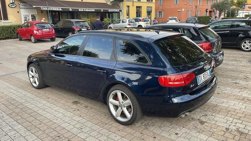 Usata Audi A4 Ambiente 143 CV (105 kW) 2009 Blu/azzurro Station wagon