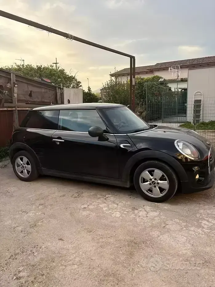 Usata Mini ONE 2015 Nero Utilitaria