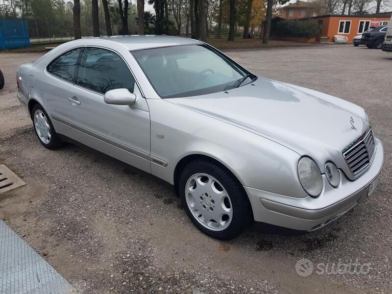 Usata Mercedes CLK200 Elegance 192 CV (141 kW) 1997 Grigio Coupé