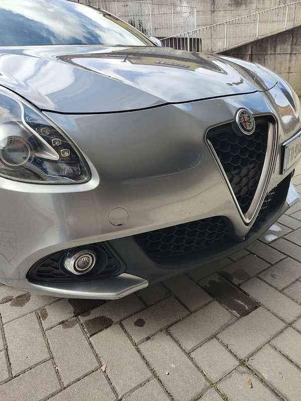 Usata Alfa Romeo Giulietta Super 120 CV (88 kW) 2016 Utilitaria