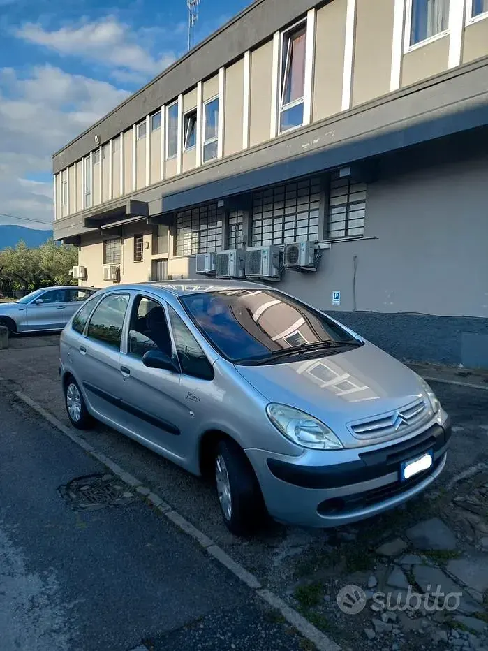 Usata Citroën Xsara Picasso Seduction 90 CV (66 kW) 2007 Grigio Monovolume