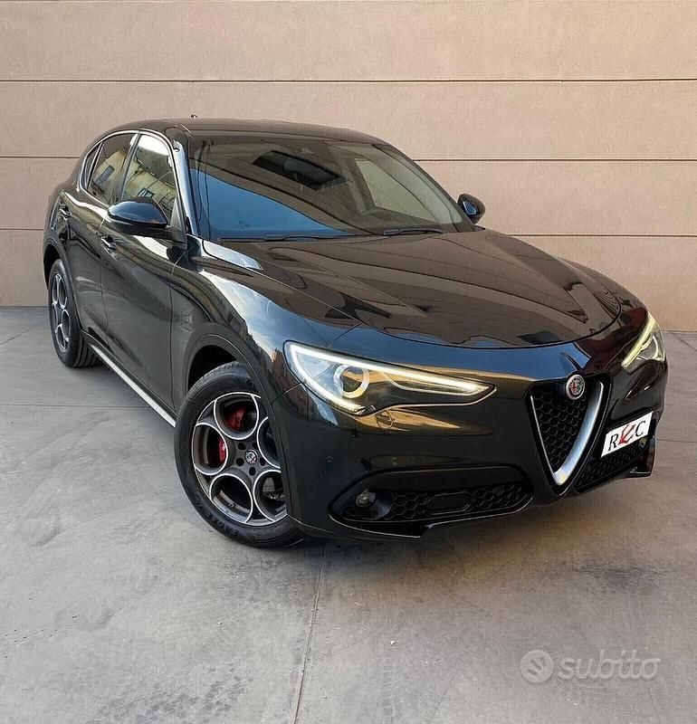 Usata Alfa Romeo Stelvio 179 CV (131 kW) 2018 Nero SUV