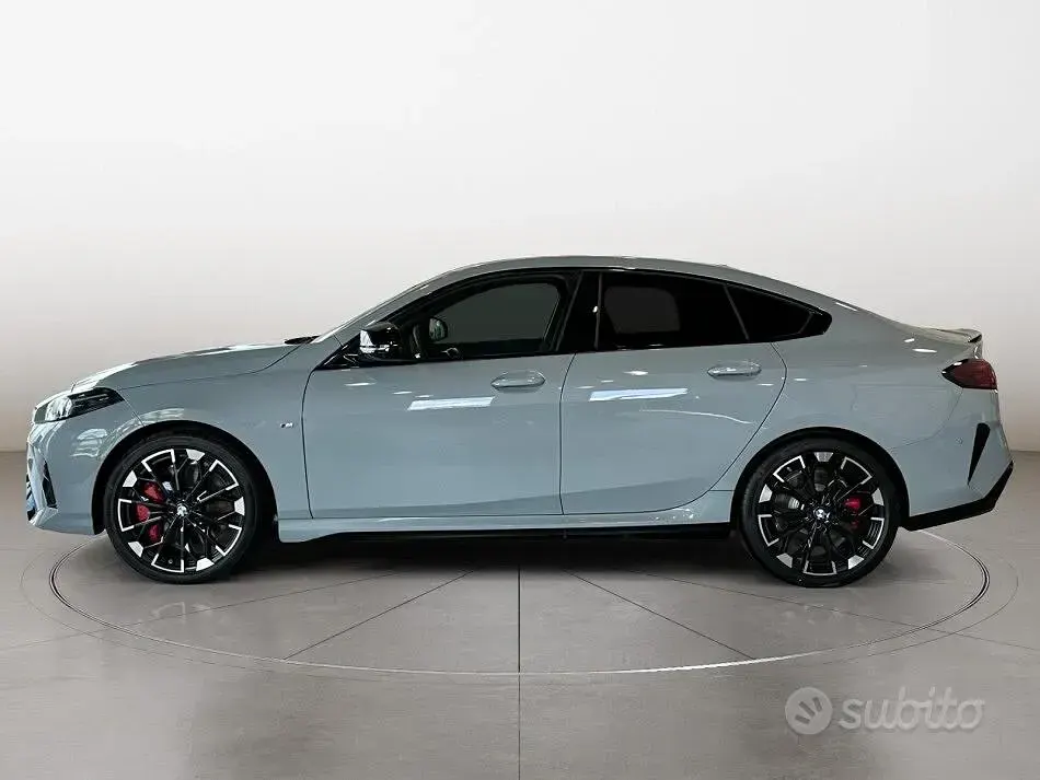 Nuova BMW M235 M Sport 300 CV (220 kW) 2026 Grigio Coupé