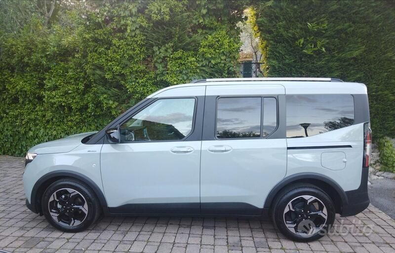 Brugt Ford Tourneo Courier Active 125 HK (91 kW) 2024 Grå MPV