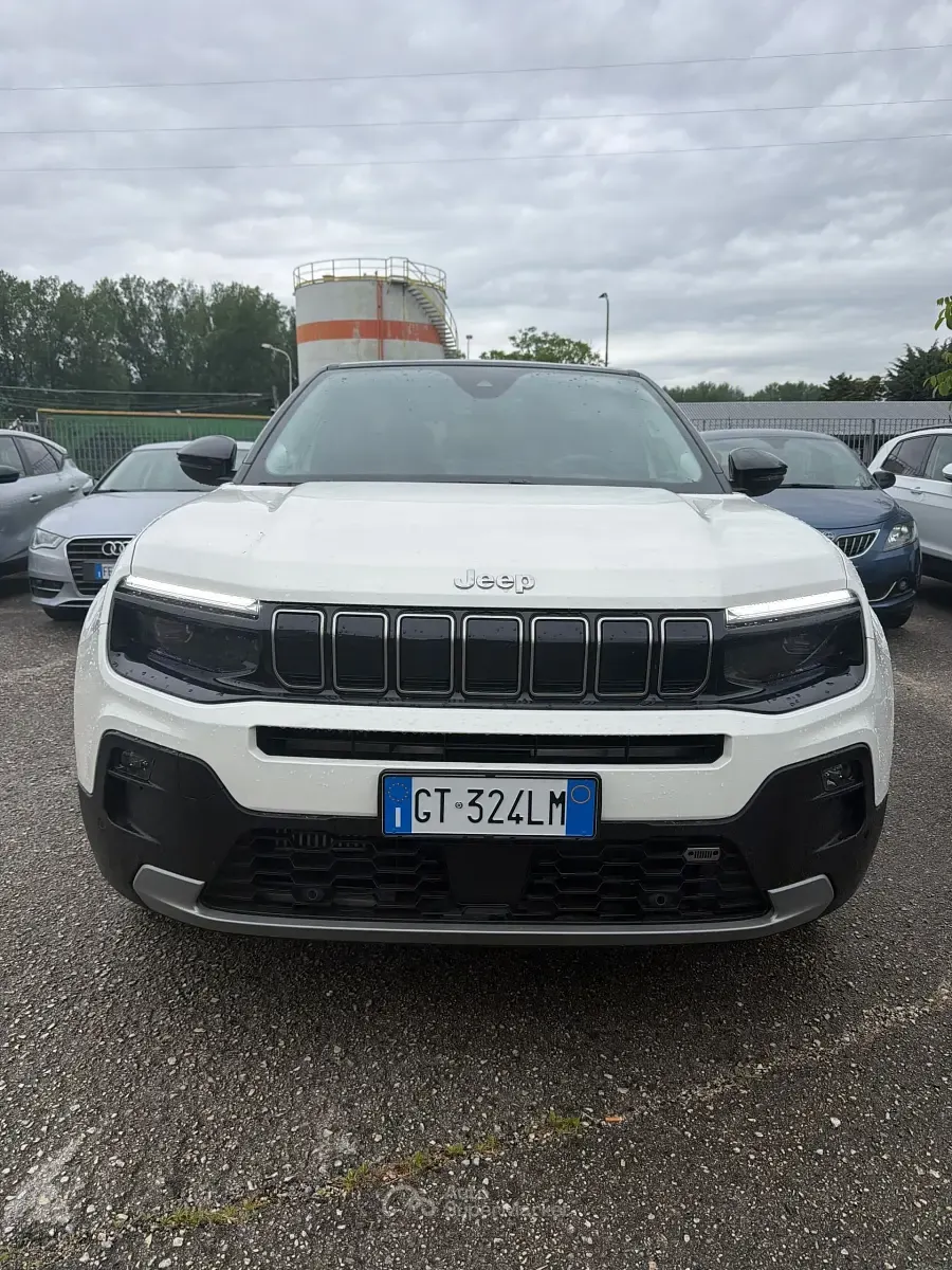 Usata Jeep Avenger 101 CV (74 kW) 2024 SUV