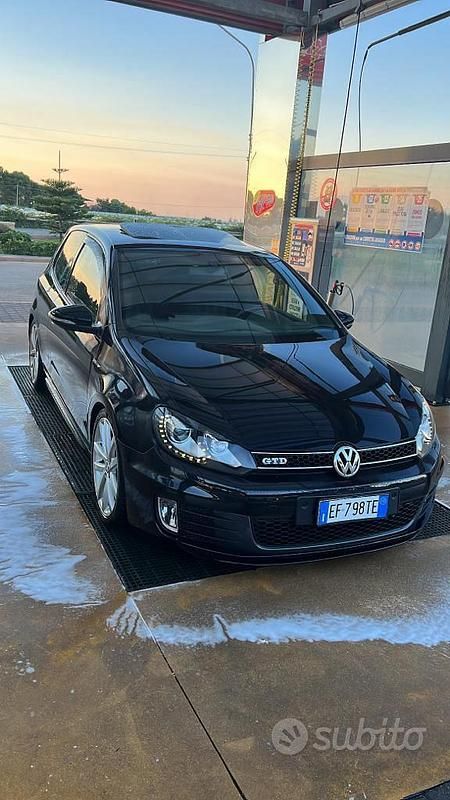 Usata 2010 VW Golf VI GTD Tre volumi | 10.500 € (Cara) - Immagine 1/4