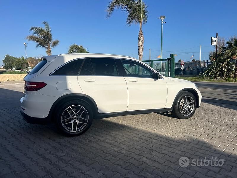 Usata Mercedes E250 Business 169 CV (124 kW) 2019 Bianco Station wagon
