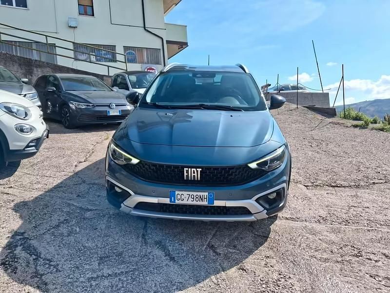 Usata Fiat Tipo Cross 95 CV (69 kW) 2021 Blu Berlina