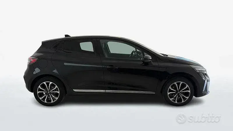 Usata Renault Clio V Techno 91 CV (66 kW) 2025 Nero Berlina