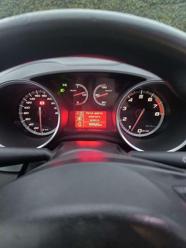 Usata Alfa Romeo Giulietta Progression 105 CV (77 kW) 2015 Utilitaria