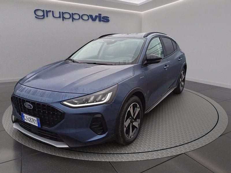 Usata Ford Focus Active 125 CV (91 kW) 2022 Blu metallizzato SUV