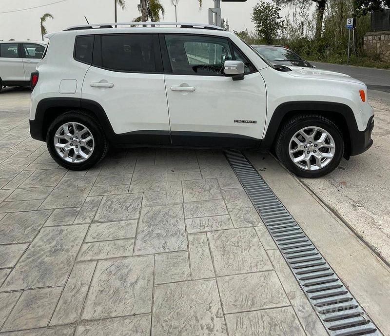 Usata Jeep Renegade Limited 120 CV (88 kW) 2016 Bianco SUV