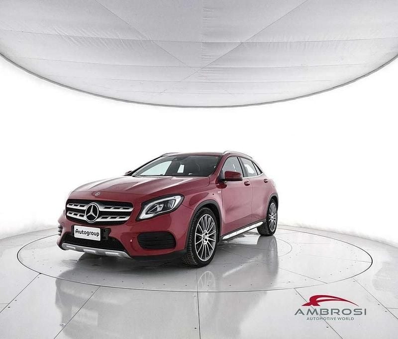 Rosso Usata 2020 Mercedes GLA200 Premium SUV | 20.295 € (Ottimo prezzo) - Immagine 1/4