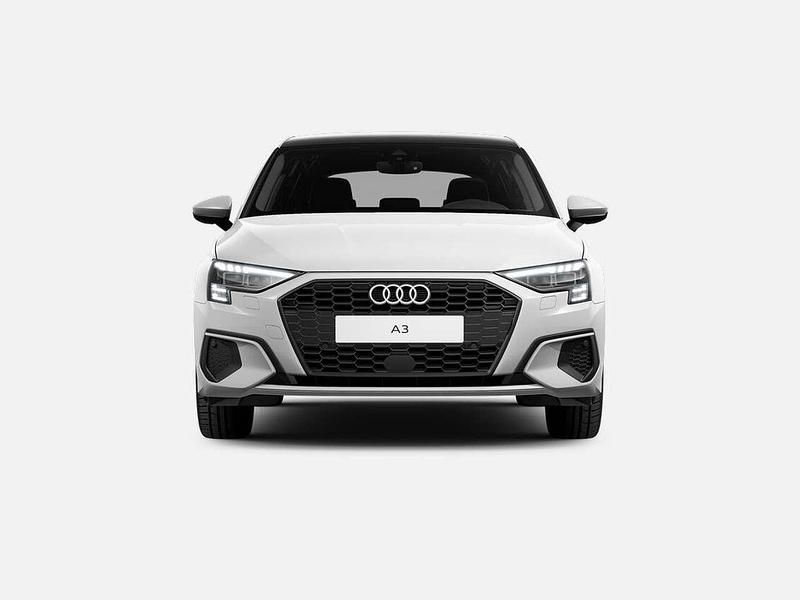 Usata Audi A3 Business 150 CV (110 kW) 2023 Bianco ibis Berlina