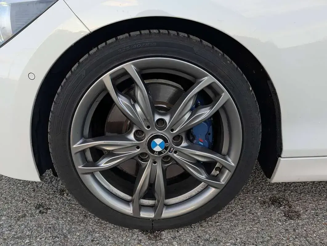 Usata BMW M135 M Performance 320 CV (235 kW) 2013 Bianco Utilitaria