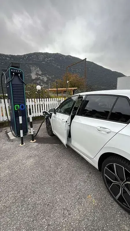 Usata VW Golf VIII Edition 150 CV (110 kW) 2025 Berlina