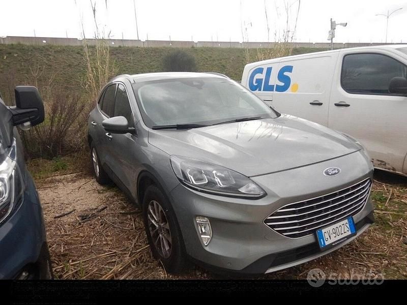 Usata Ford Kuga Titanium 120 CV (88 kW) 2024 Grigio SUV