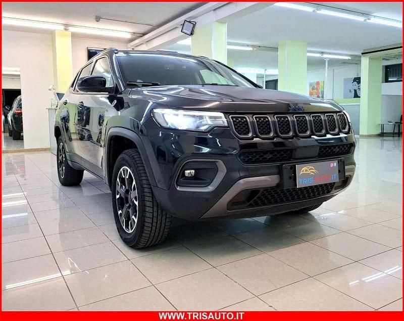 Nero Usata 2023 Jeep Compass Trailhawk SUV | 22.800 € (Buon prezzo) - Immagine 1/4