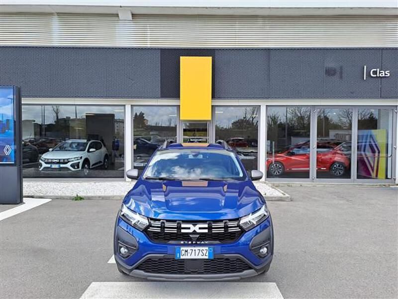 Usata Dacia Sandero Comfort 101 CV (74 kW) 2023 Blu/azzurro Utilitaria
