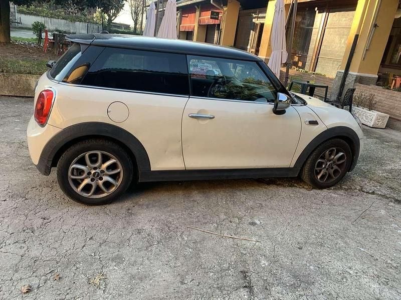 Usata Mini Cooper D 116 CV (85 kW) 2015 Utilitaria