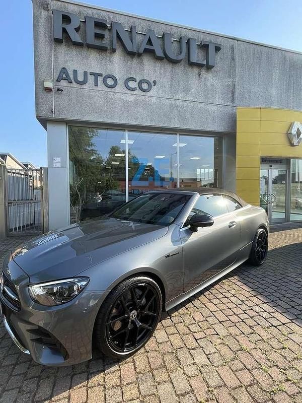 Grigio scuro metallizzato Usata 2021 Mercedes E450 AMG Cabrio | 52.990 € - Immagine 1/4