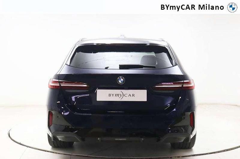 Usata BMW 520 M Sport 197 CV (144 kW) 2024 Blu Station wagon